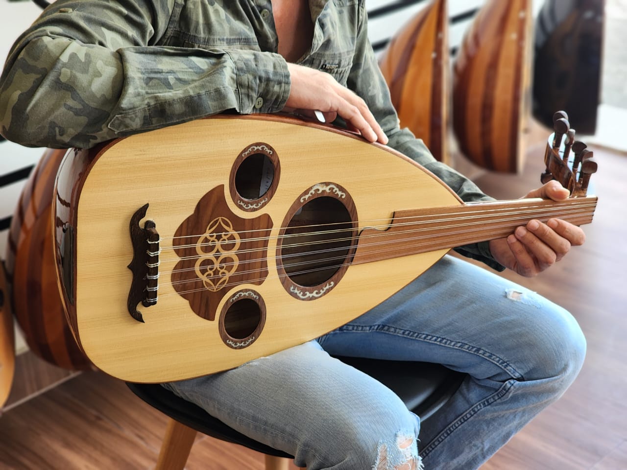 Al Jazira - Classic Oud